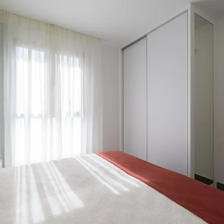 House In Near Playa De Melenara בית נופש *