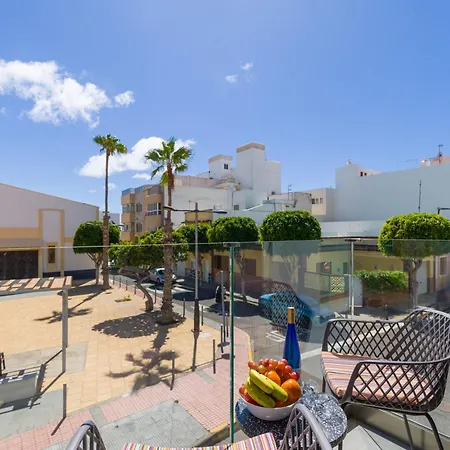 בית נופש House In Near Playa De Melenara *